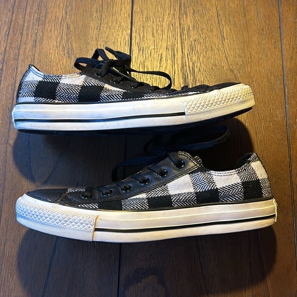 Converse All-Star Buffalo Plaid Low Top Sneakers - Picture 2 of 8
